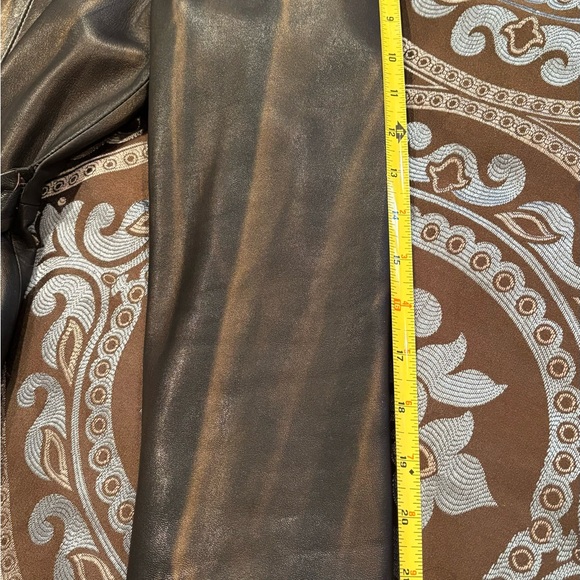 Beautiful and unusual long leather jacket - Picture 11 of 11